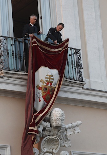 Pope Benedict XVI coat of arms